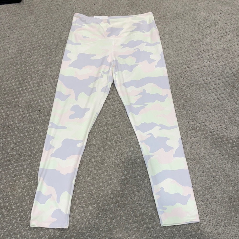 Pastel camo leggings